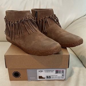 UGG 'Shenandoah' Fringe Ankle Boot size 9.5